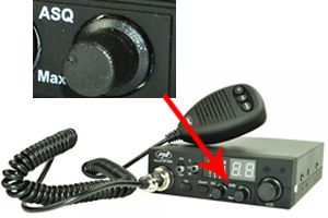 Der CB PNI Escort-Radiosender HP 8001L ASQ enthält das Headset HS81